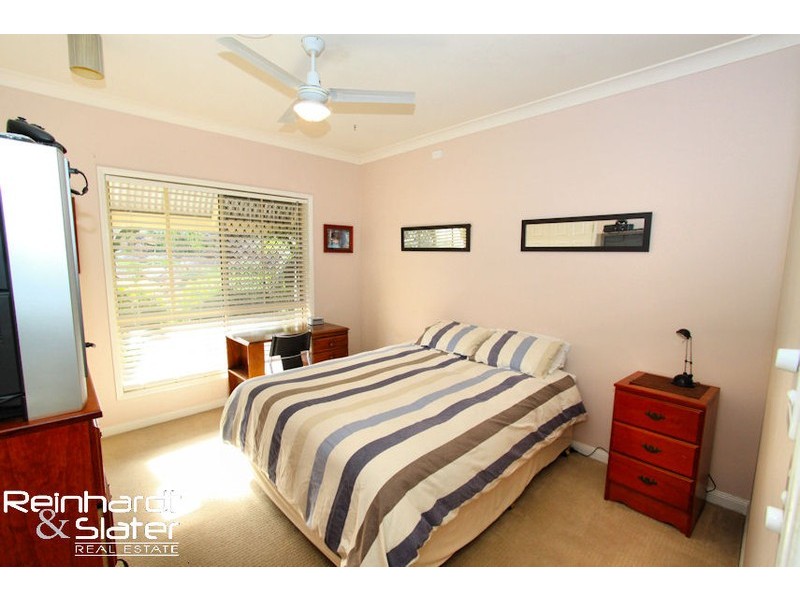 1 Woodrow Court, Ferny Hills QLD 4055