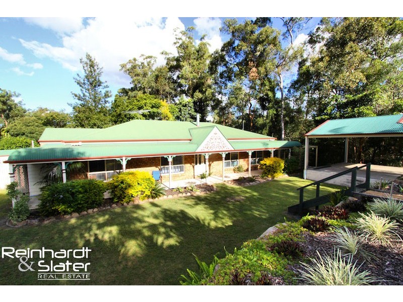 1 Woodrow Court, Ferny Hills QLD 4055