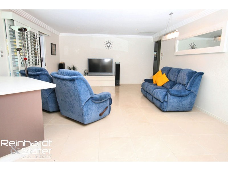 15 Corowa Court, Eatons Hill QLD 4037