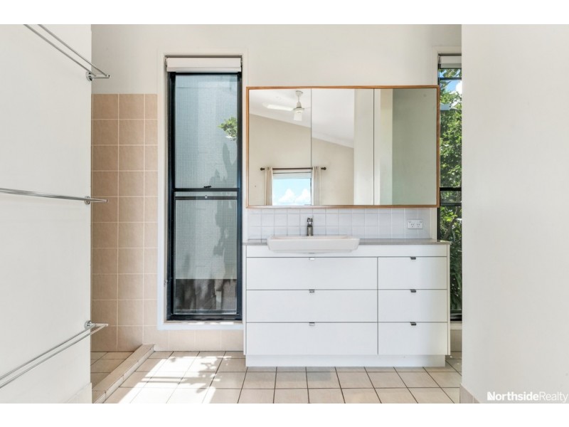 12 Talisman crt, Eatons Hill QLD 4037