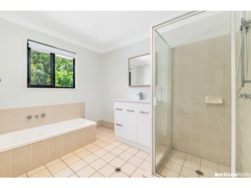 12 Talisman crt, Eatons Hill QLD 4037