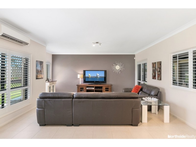 23 Toressian Pl, Cashmere QLD 4500