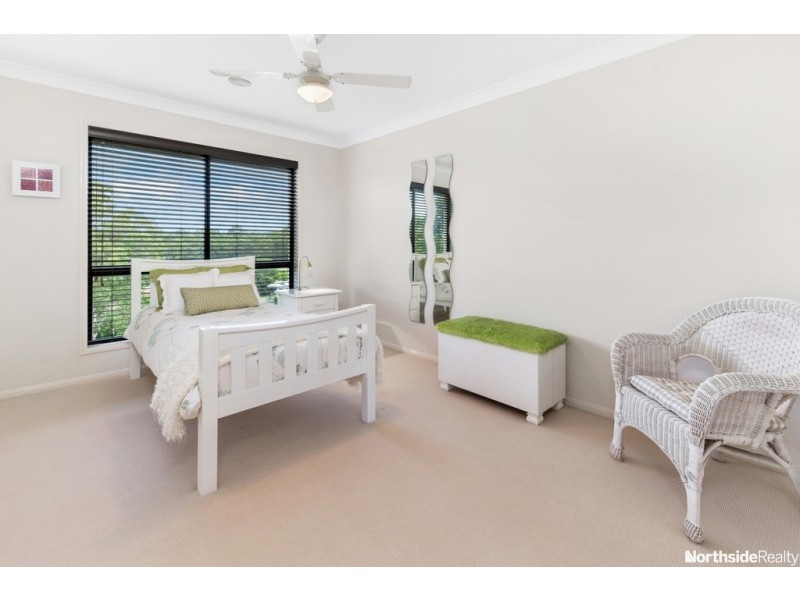 23 Toressian Pl, Cashmere QLD 4500