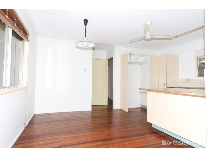 972 South Pine Road, Everton Hills QLD 4053