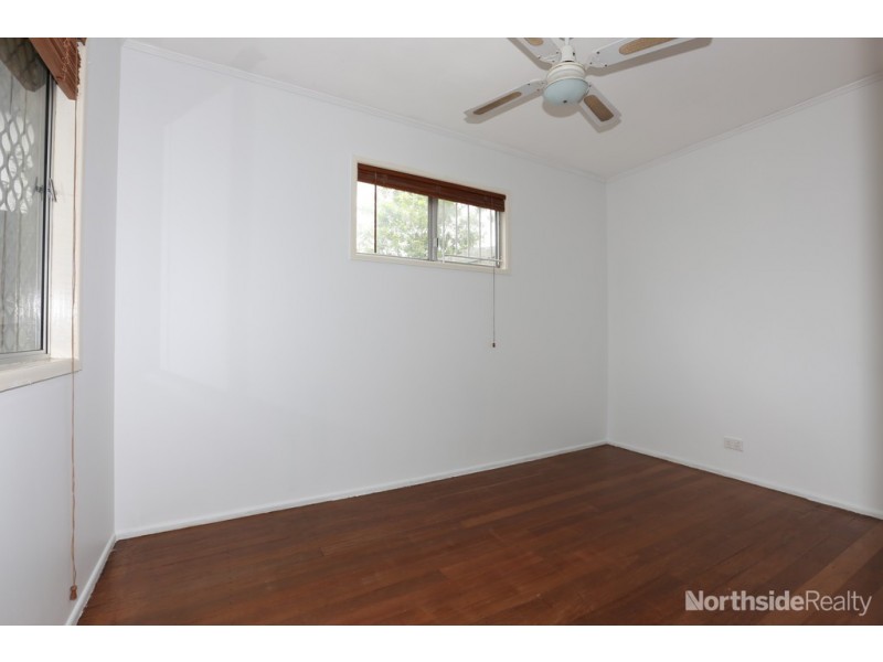 972 South Pine Road, Everton Hills QLD 4053