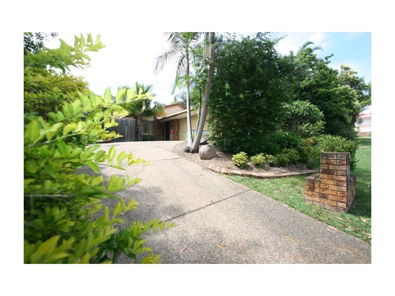 15 Elwood Court, Eatons Hill QLD 4037