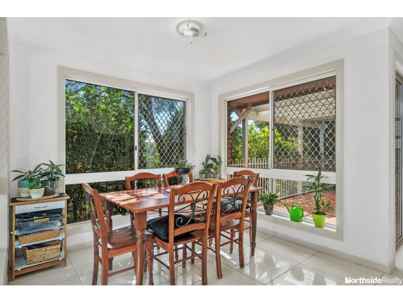 9 Gum Leaf Court, Albany Creek QLD 4035