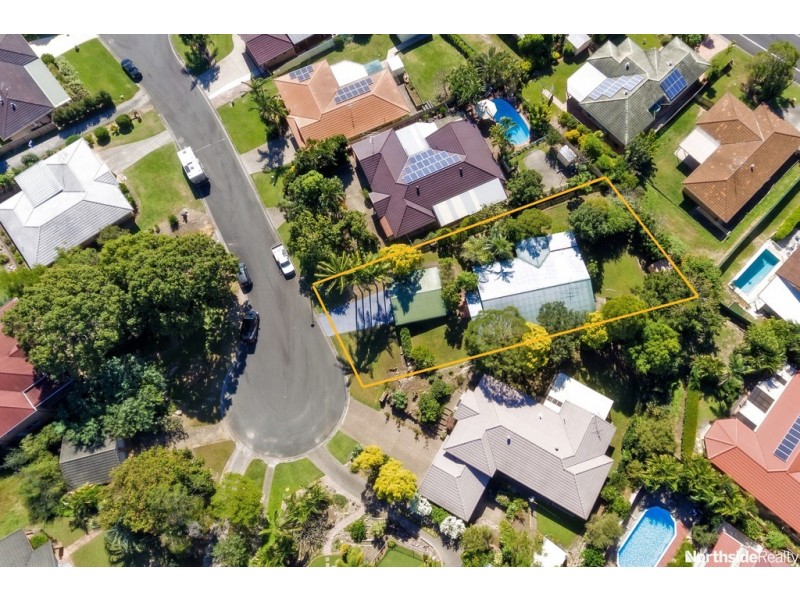 9 Gum Leaf Court, Albany Creek QLD 4035