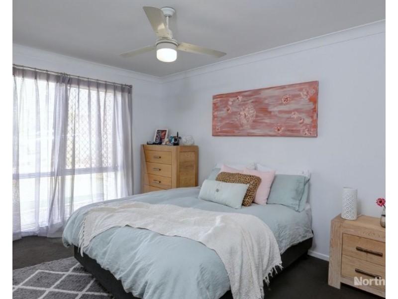 12 Tonnere Ct, Eatons Hill QLD 4037