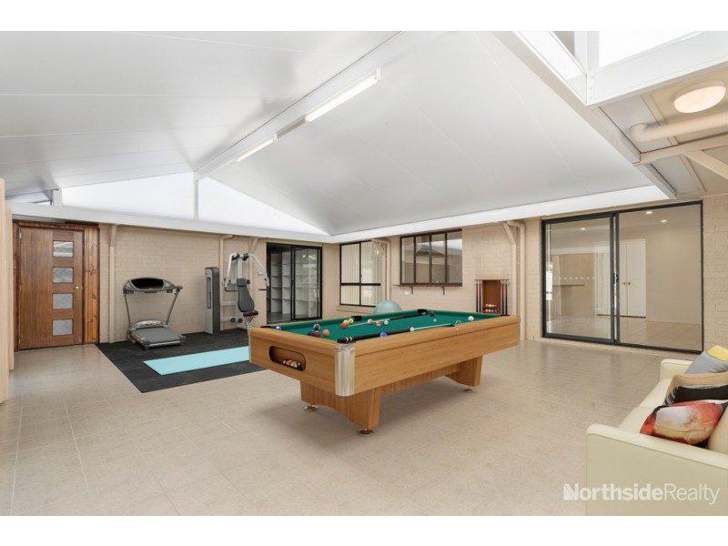 64 Boondooma Cct, Albany Creek QLD 4035