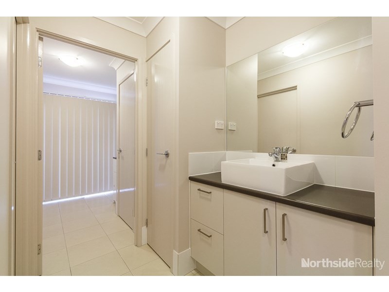 9 Tamarin ct, Dakabin QLD 4503