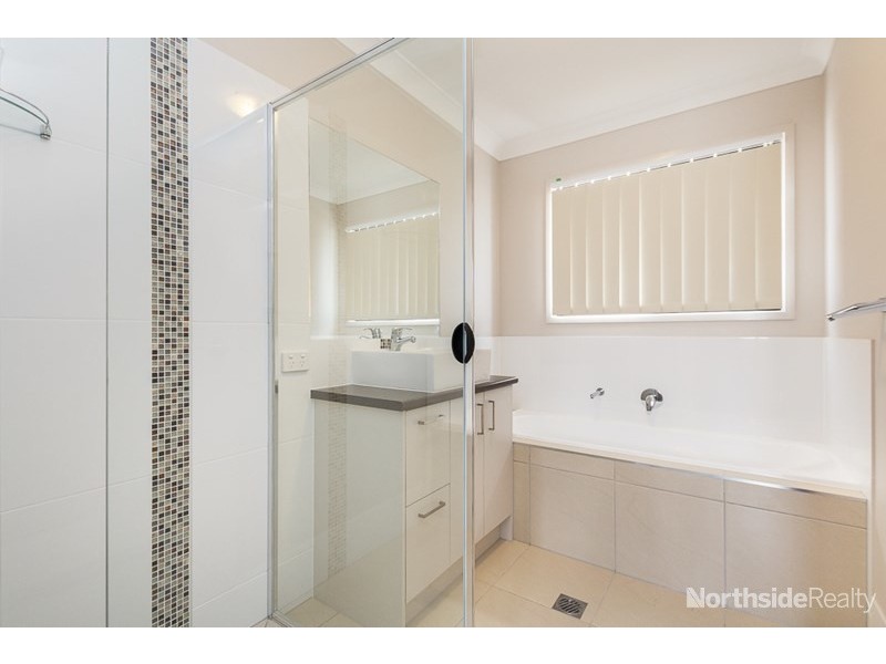 9 Tamarin ct, Dakabin QLD 4503