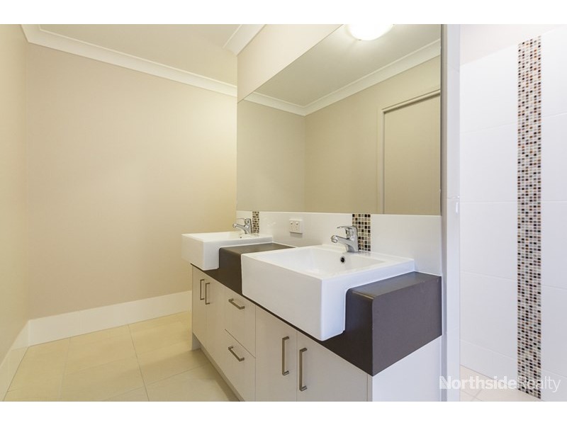 9 Tamarin ct, Dakabin QLD 4503