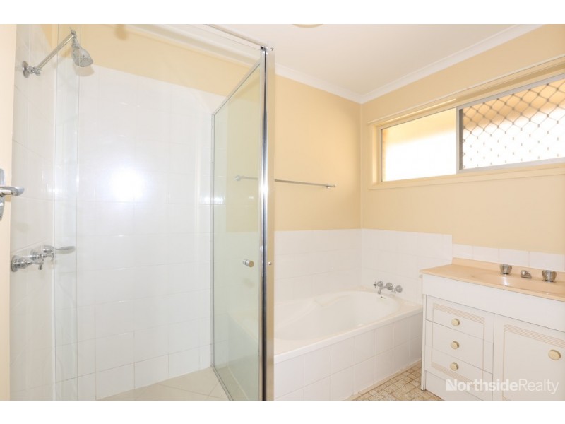 7 Willow Street, Albany Creek QLD 4035