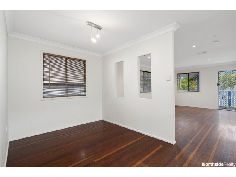10 Yates Street, Redcliffe QLD 4020