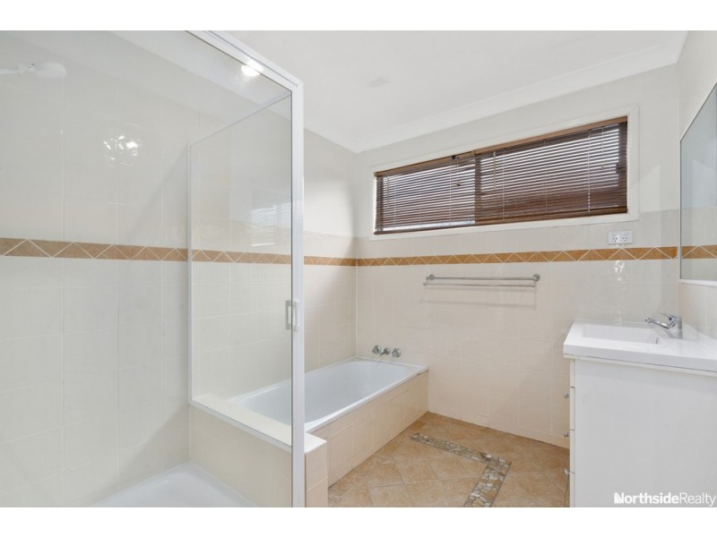 10 Yates Street, Redcliffe QLD 4020