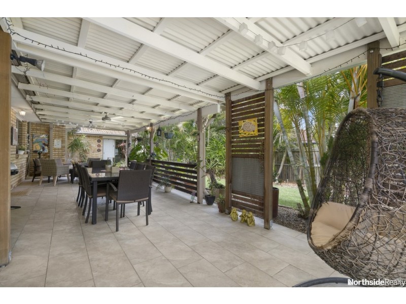 8 Gypsy Ct, Eatons Hill QLD 4037