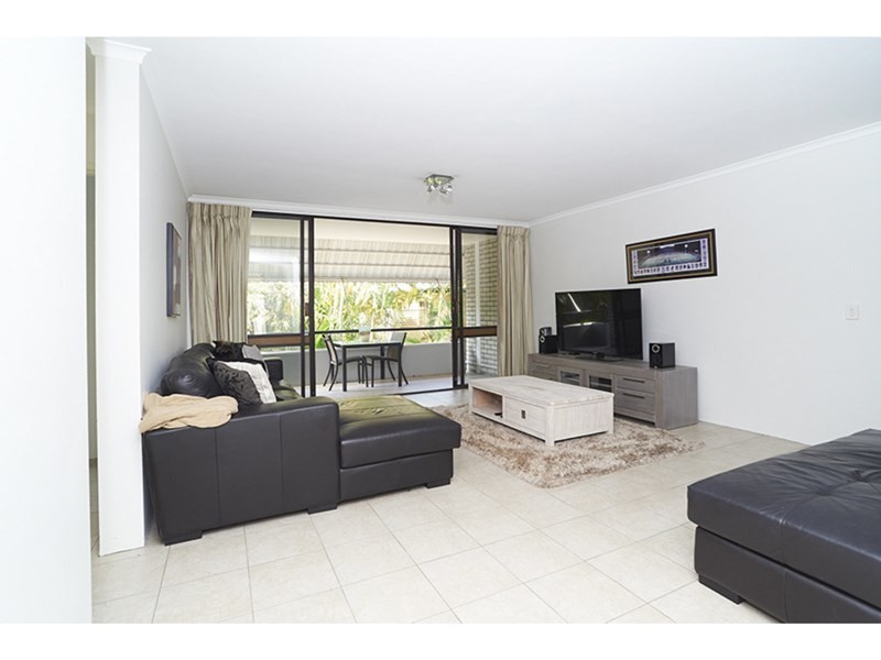 8/11 Shottery, Yeronga QLD 4104