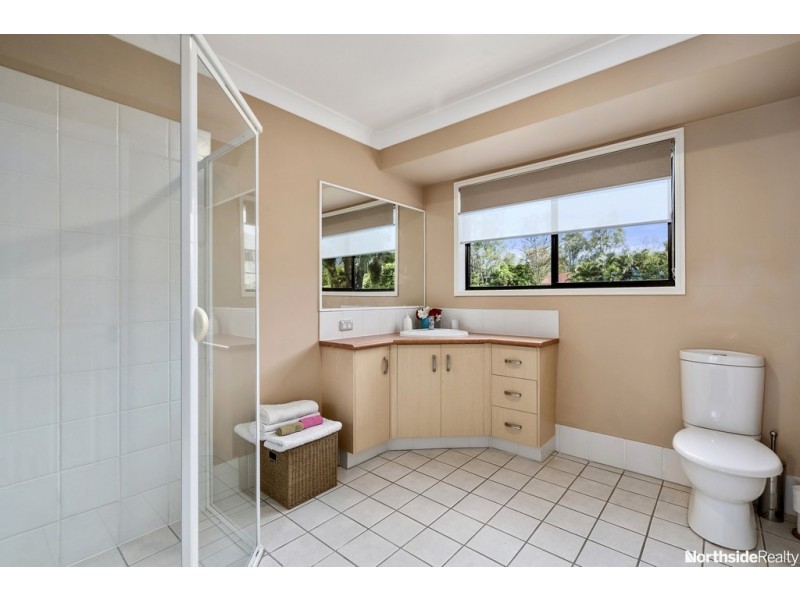 19 Showgrounds Drive, Highvale QLD 4520