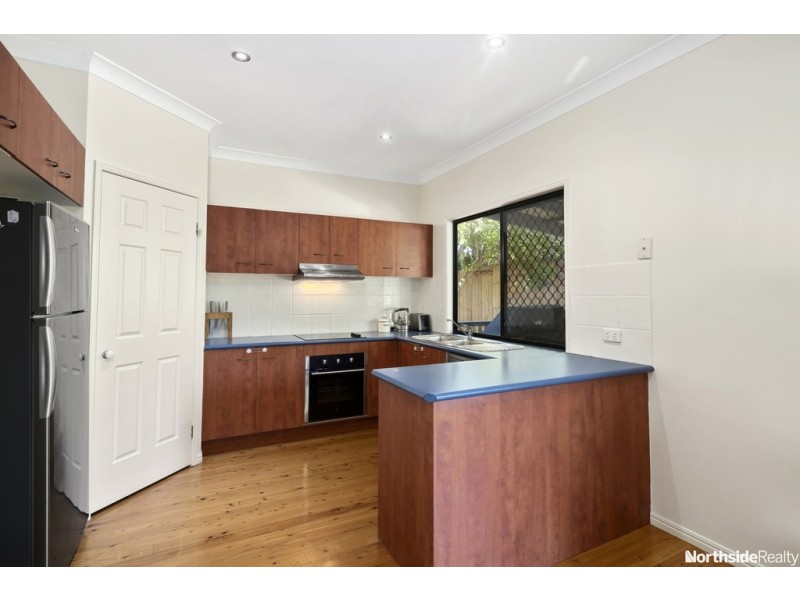 10 Rothschild st, Eatons Hill QLD 4037