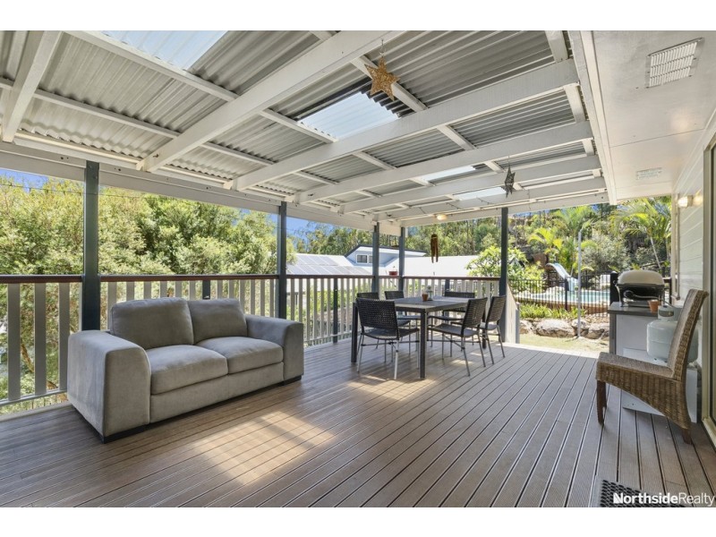 19 Sunblest Ct, Eatons Hill QLD 4037