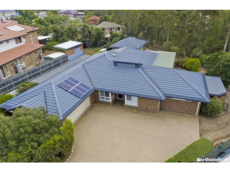 15 Seagal Ct, Bridgeman Downs QLD 4035