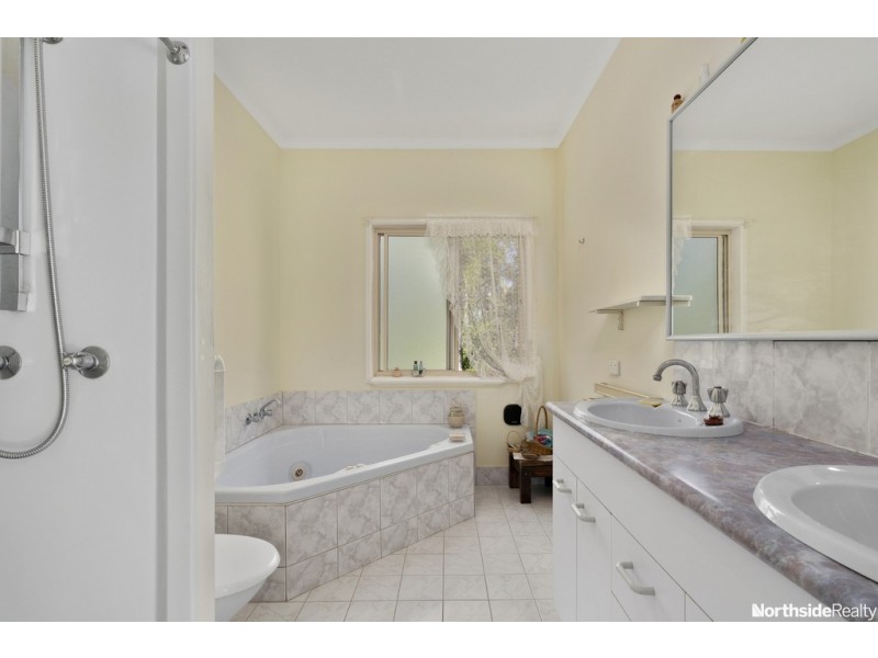 10 Heather Anne Dve, Draper QLD 4520