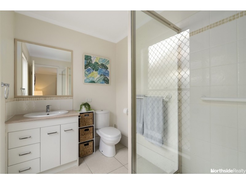 32 Rothschild st, Eatons Hill QLD 4037