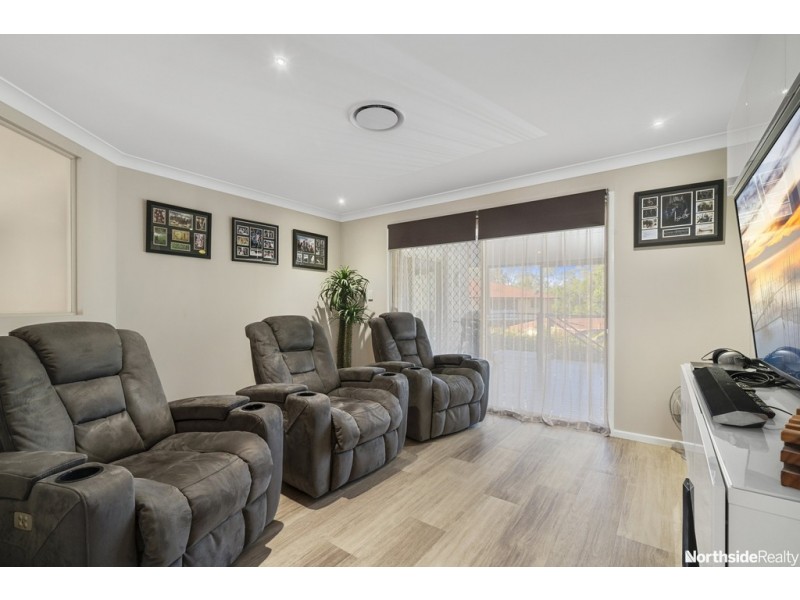 3 Mitchelson Cl, Albany Creek QLD 4035