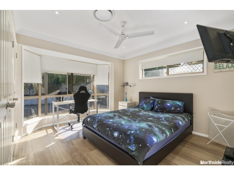 3 Mitchelson Cl, Albany Creek QLD 4035