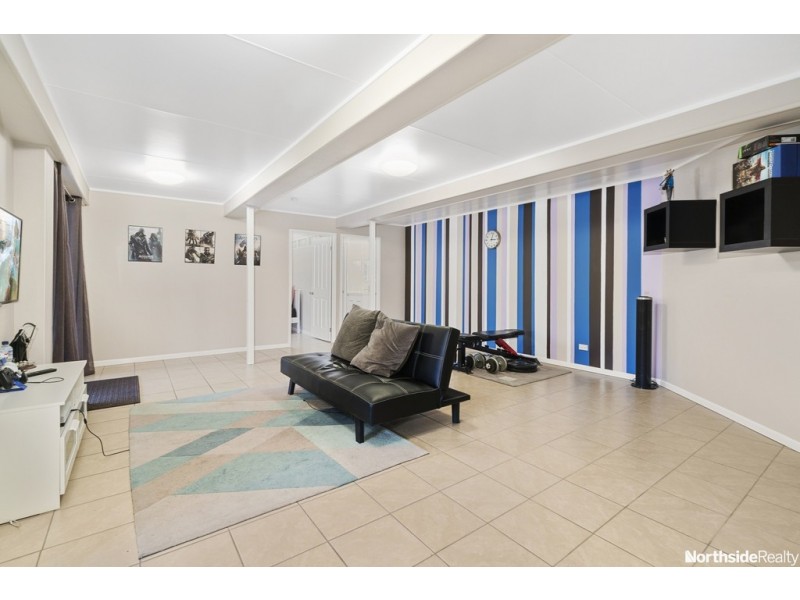 3 Mitchelson Cl, Albany Creek QLD 4035