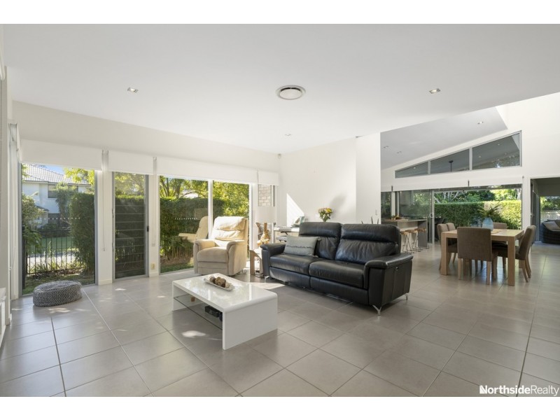 8 Kipfler Lane, Warner QLD 4500