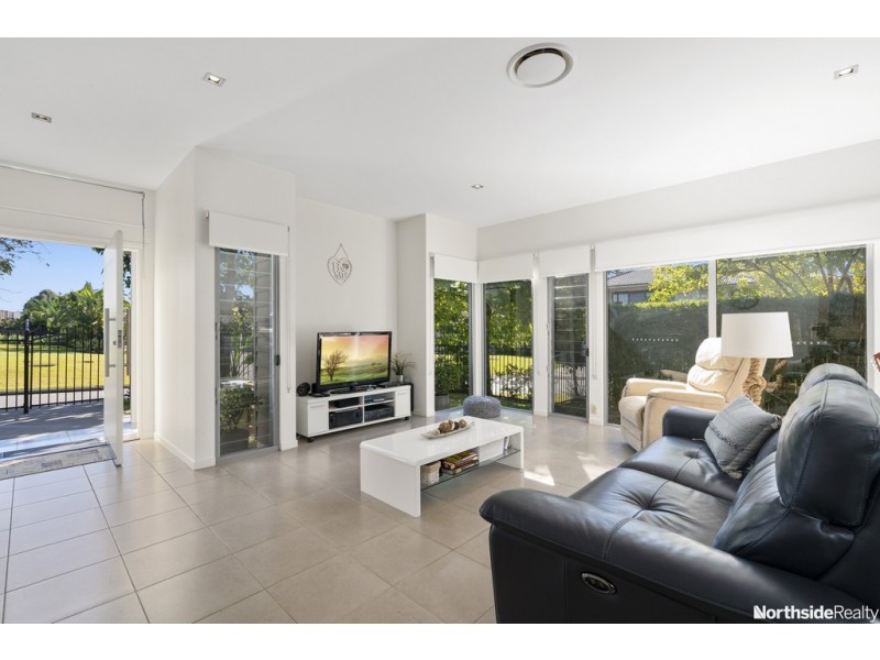 8 Kipfler Lane, Warner QLD 4500