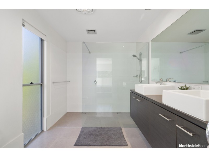 8 Kipfler Lane, Warner QLD 4500