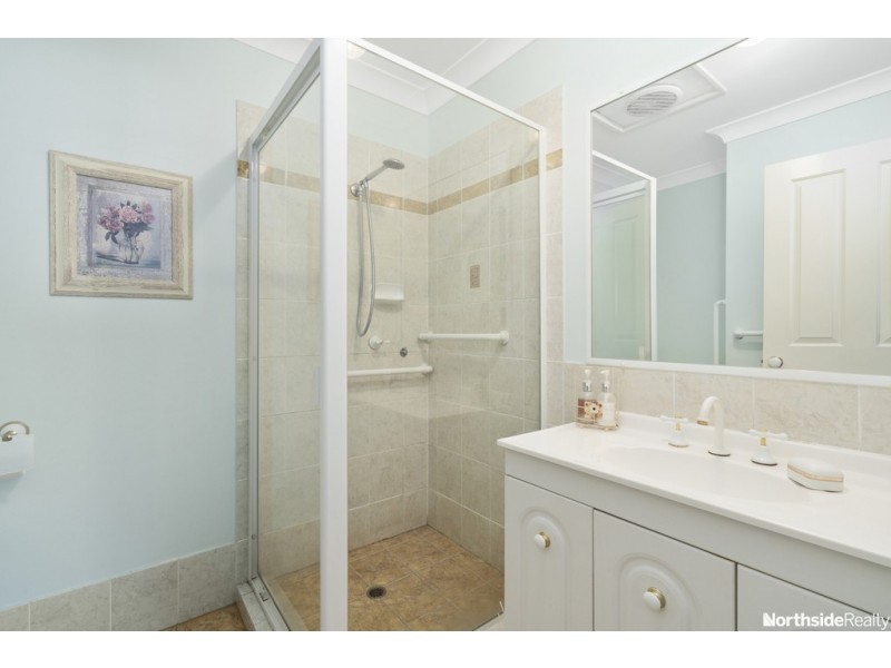 8 Seville 24 Faheys rd, Albany Creek QLD 4035