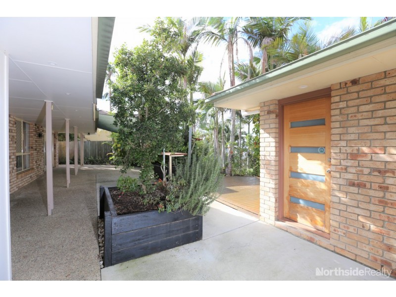 6 Aruba Place, Eatons Hill QLD 4037