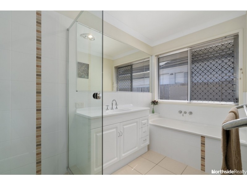 4 Pontiac circuit, Warner QLD 4500