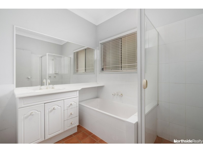 96-98 Ira Buckby rd, Cashmere QLD 4500