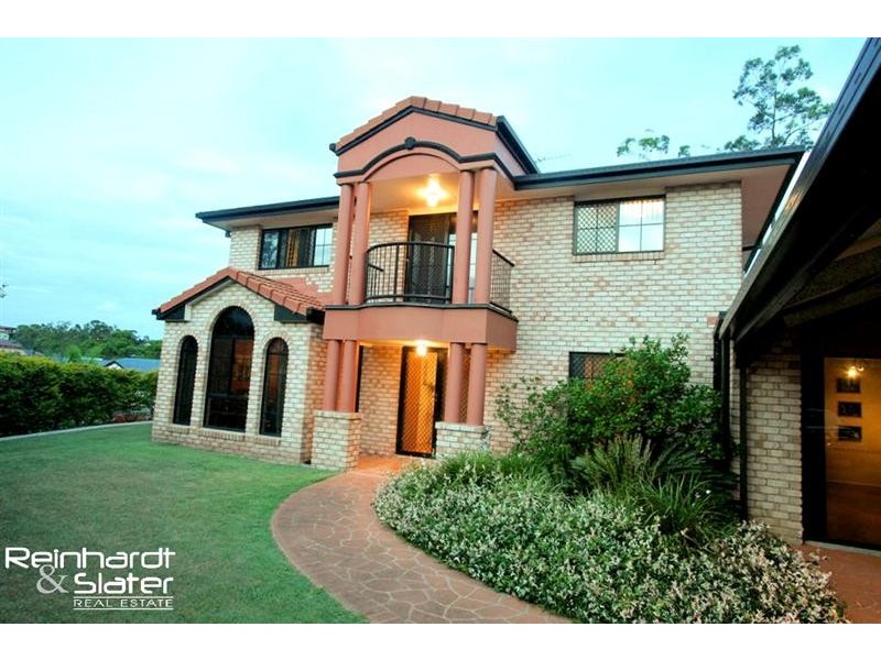 16 Snow Wood Dr, Eatons Hill QLD 4037