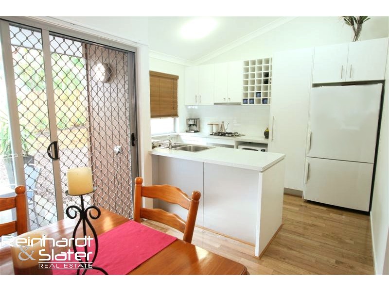11/8 Lackeen St, Everton Park QLD 4053