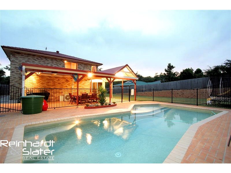 5 Corvus Dr, Cashmere QLD 4500