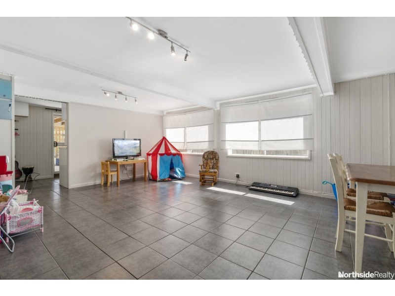 25 BALSWIDDEN STREET, Albany Creek QLD 4035