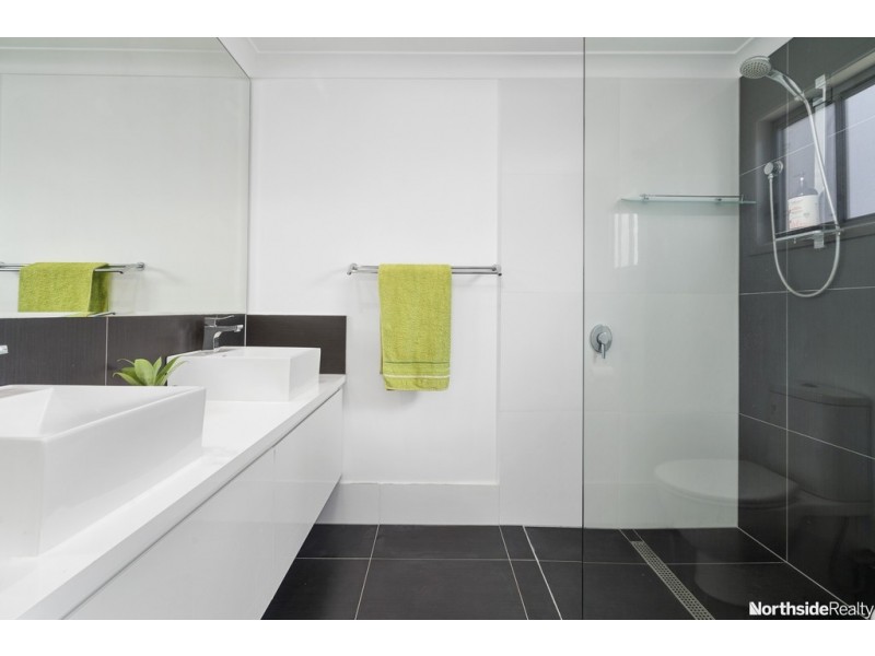 25 BALSWIDDEN STREET, Albany Creek QLD 4035