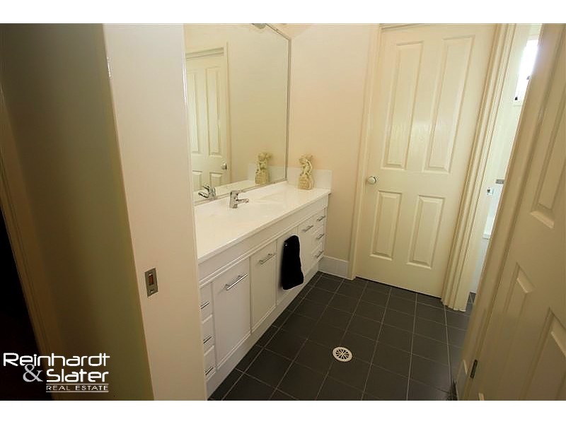 34 Tosca St, Cashmere QLD 4500