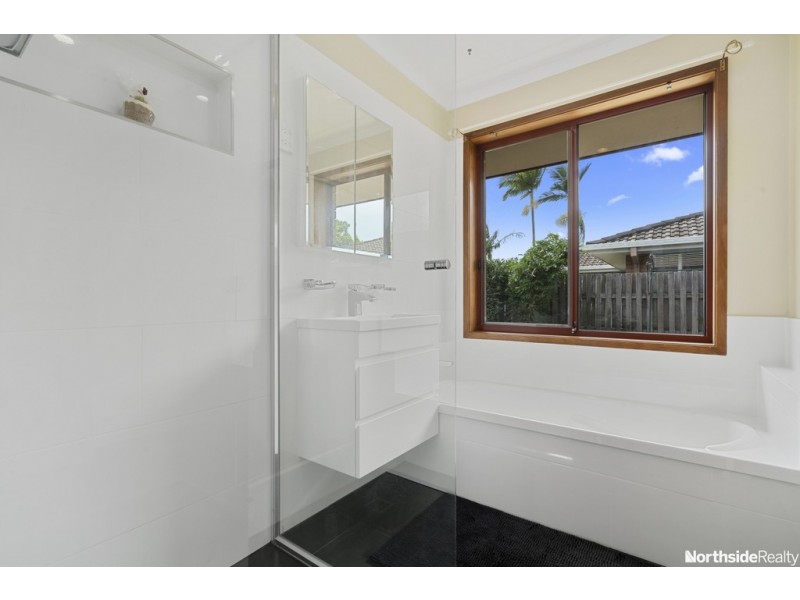 3 LILLY PILLY CRESCENT, Fitzgibbon QLD 4018