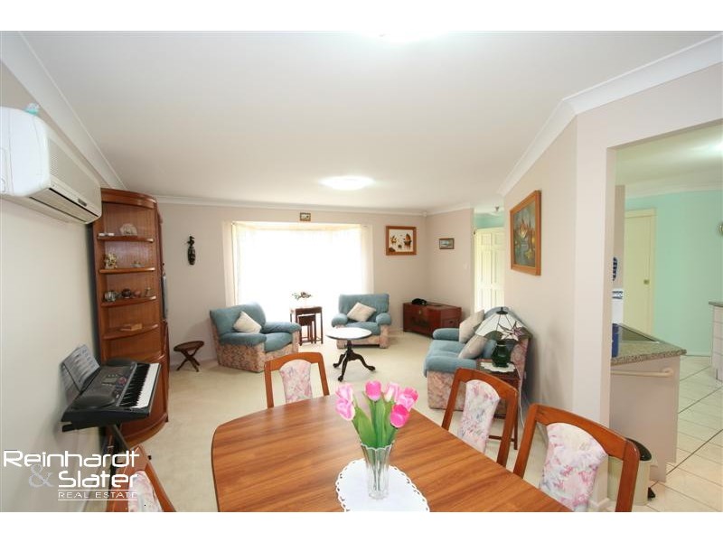 10 Marina Ct, Eatons Hill QLD 4037