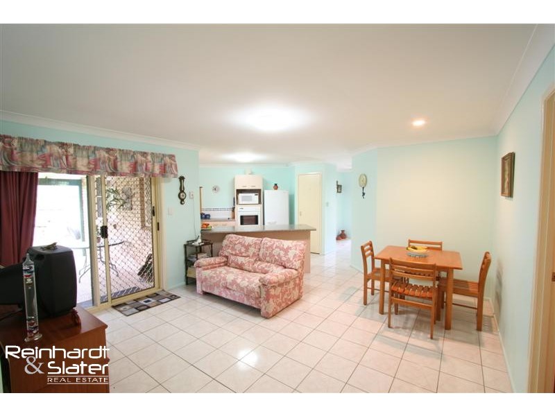 10 Marina Ct, Eatons Hill QLD 4037