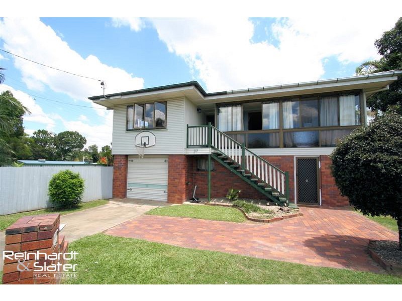 37 Wilson Ave, Albany Creek QLD 4035
