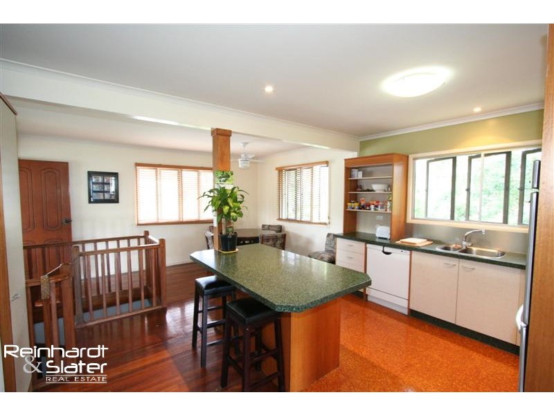 37 Wilson Ave, Albany Creek QLD 4035