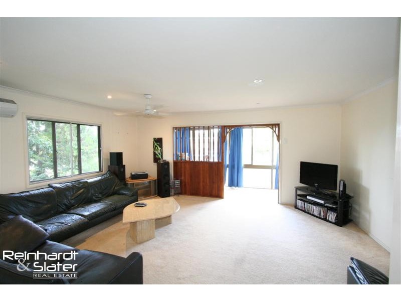 37 Wilson Ave, Albany Creek QLD 4035